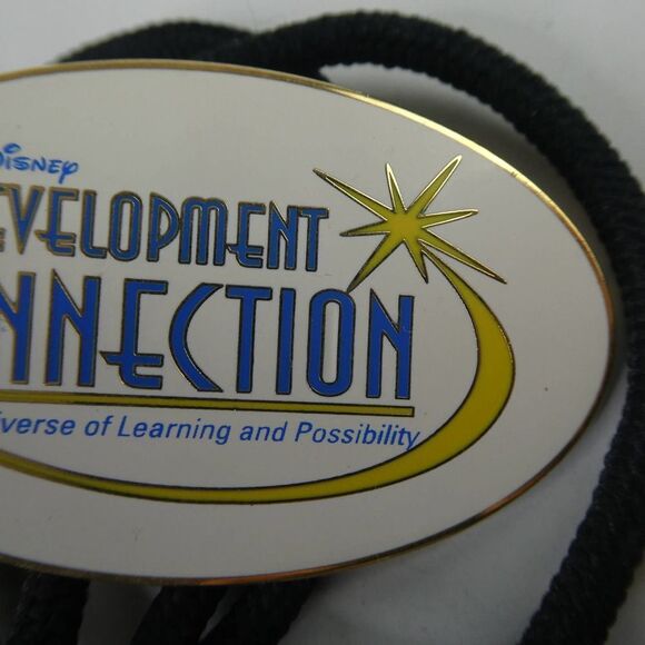 Disney 70563 Cast Member Development Connection Bolo Lanyard Learning I.D Holder - Picture 5 of 7